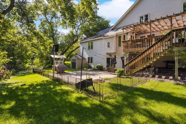 $515,000 | 3113 Chandler Court, Burnsville, MN 55337