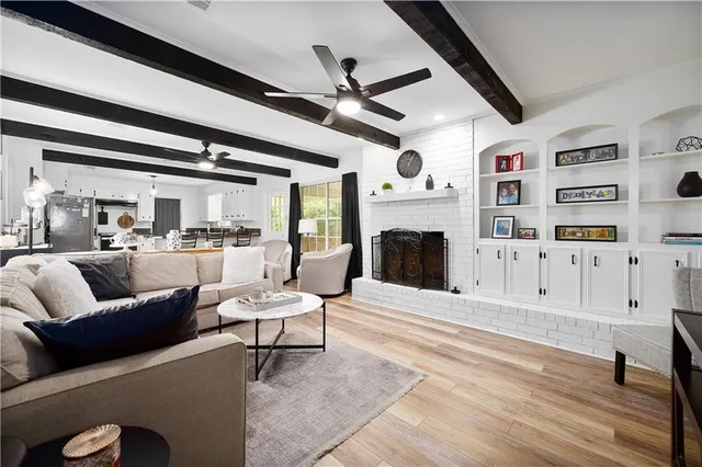 $240,000 | 111 Lodge Hill Circle, Pineville, LA 71360