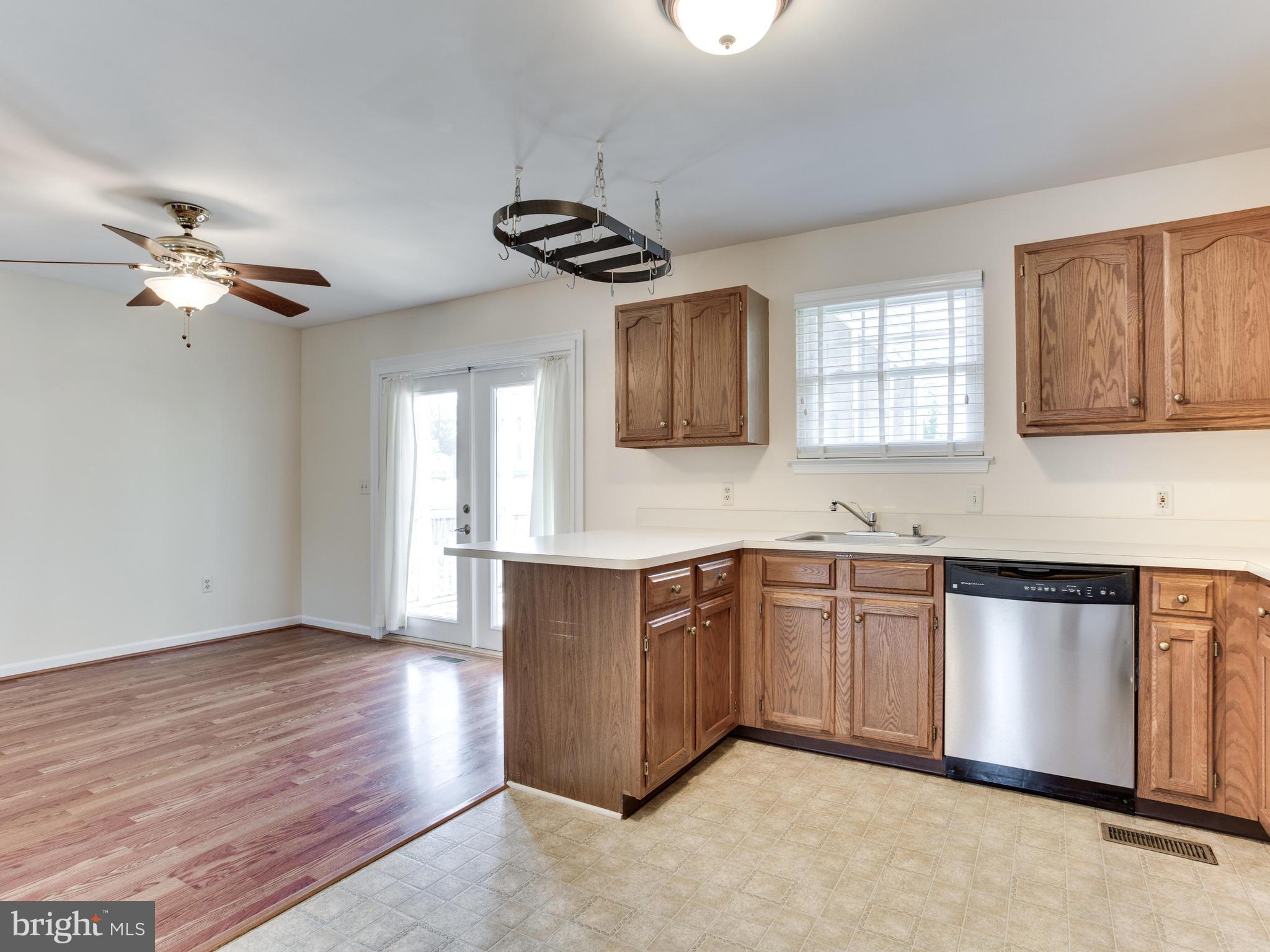 985 Pebblestone Road Pasadena, MD 21122 - Photo 14 of 25 Kitchen
