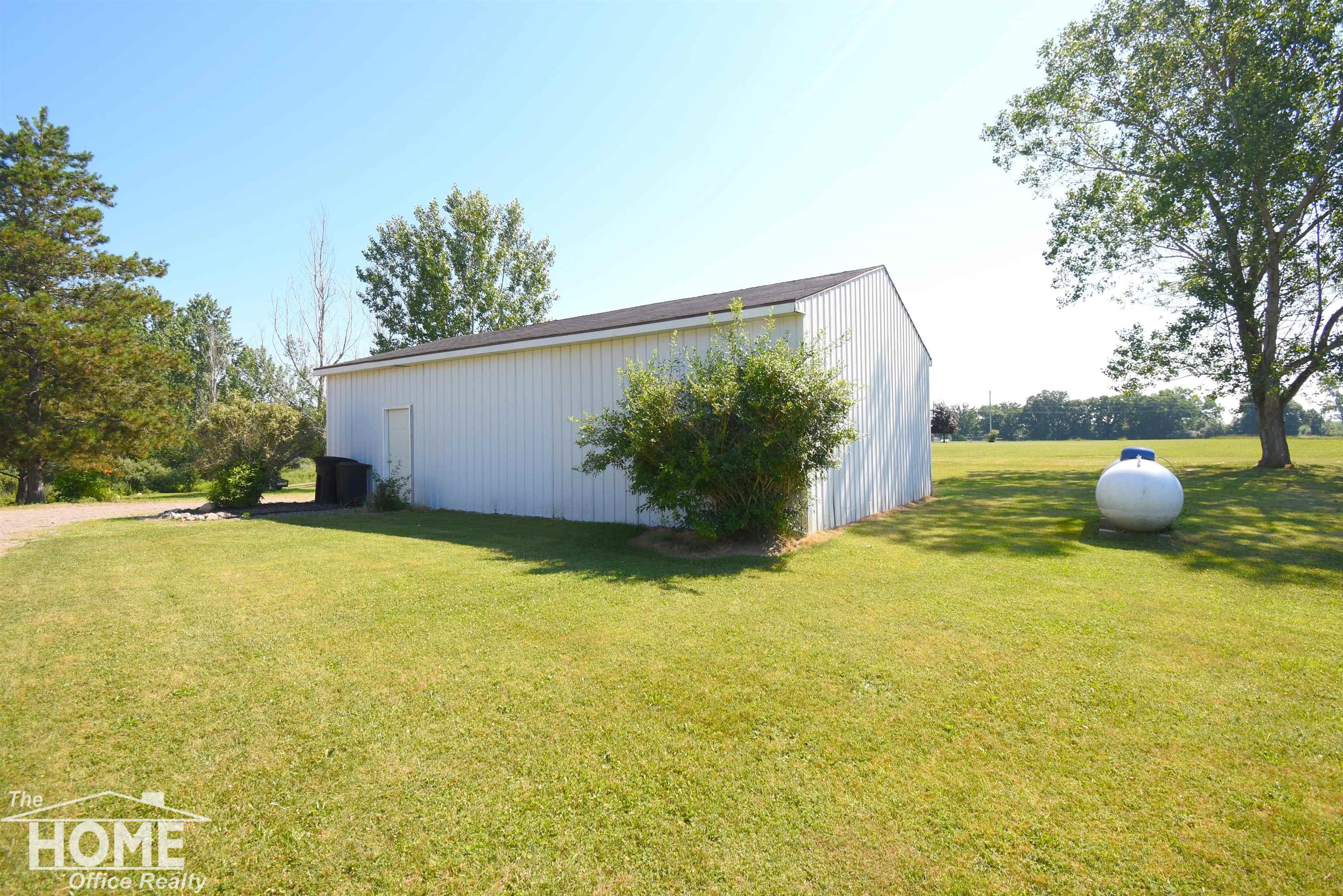 3985 Hibbard Road Corunna, MI 48817 - Photo 40 of 44