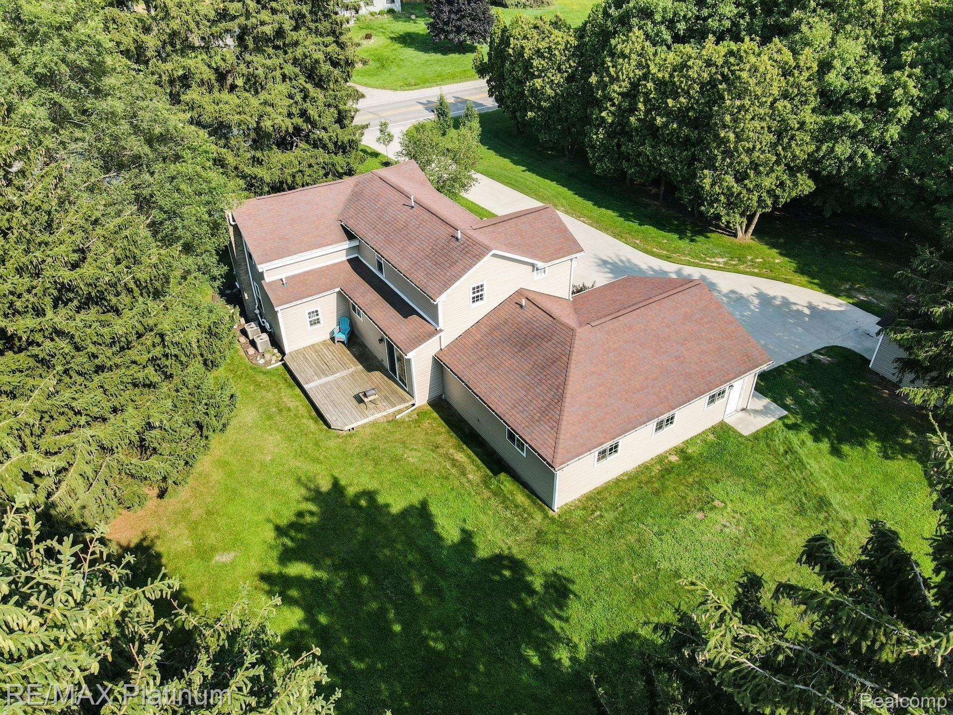 3107 Oak Grove Road Howell, MI 48855 - Photo 23 of 29 30.jpg