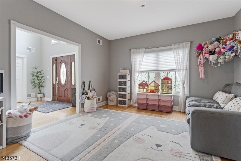 24 Saddle Ridge Road Sparta, NJ 07871 - Photo 9 of 50