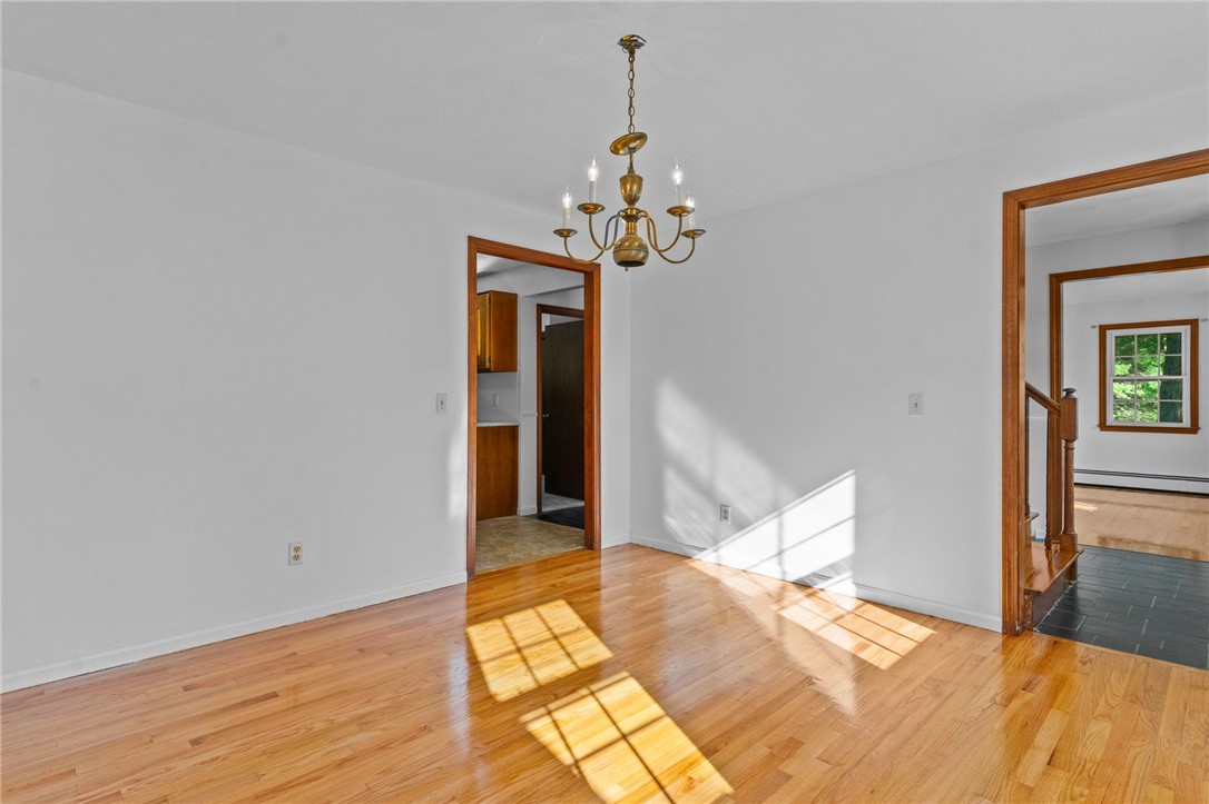 3 Crocus Court Coventry, RI 02816 - Photo 11 of 48