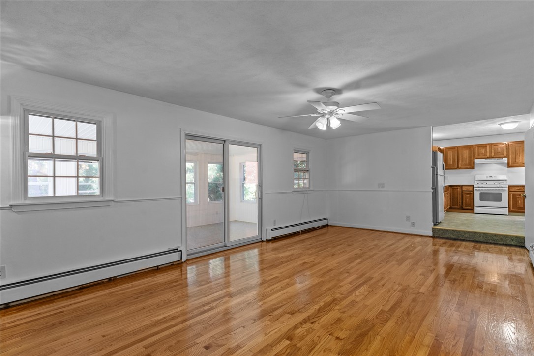3 Crocus Court Coventry, RI 02816 - Photo 21 of 48