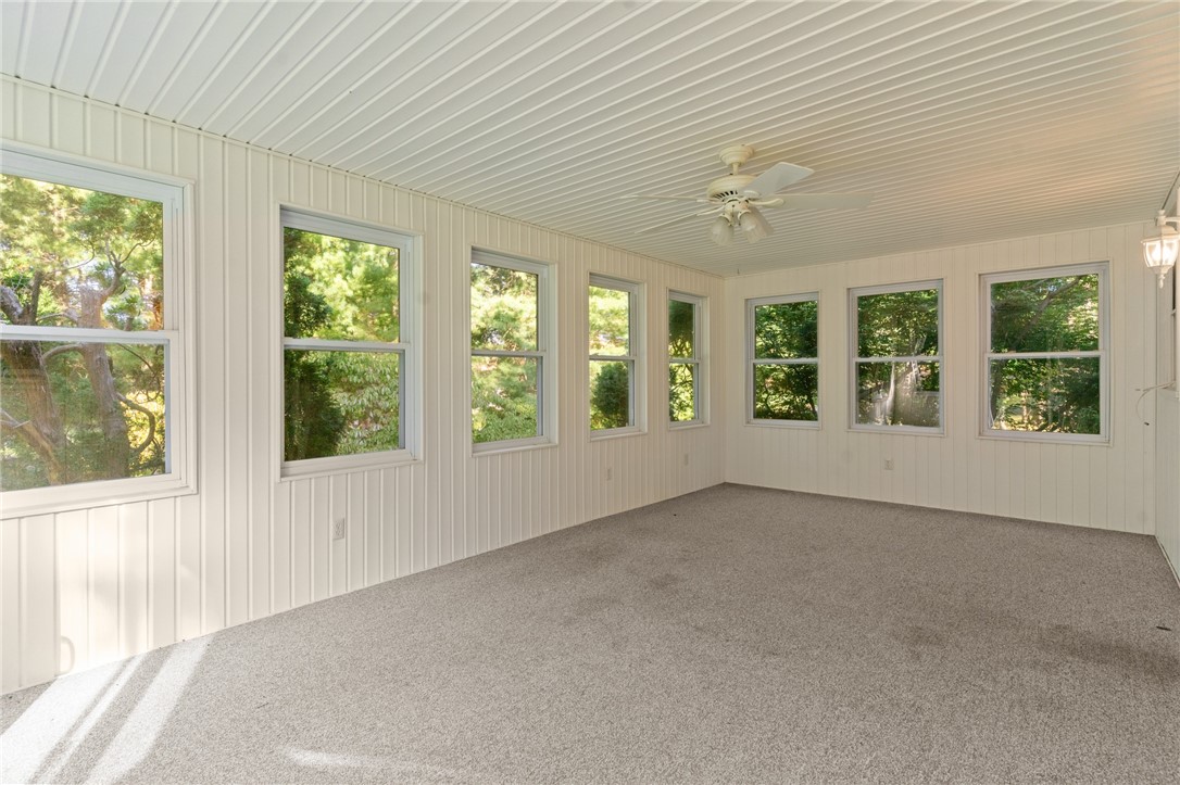 3 Crocus Court Coventry, RI 02816 - Photo 24 of 48