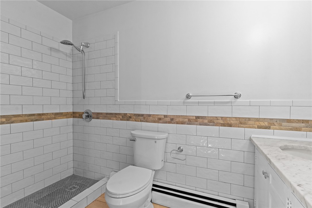 3 Crocus Court Coventry, RI 02816 - Photo 32 of 48