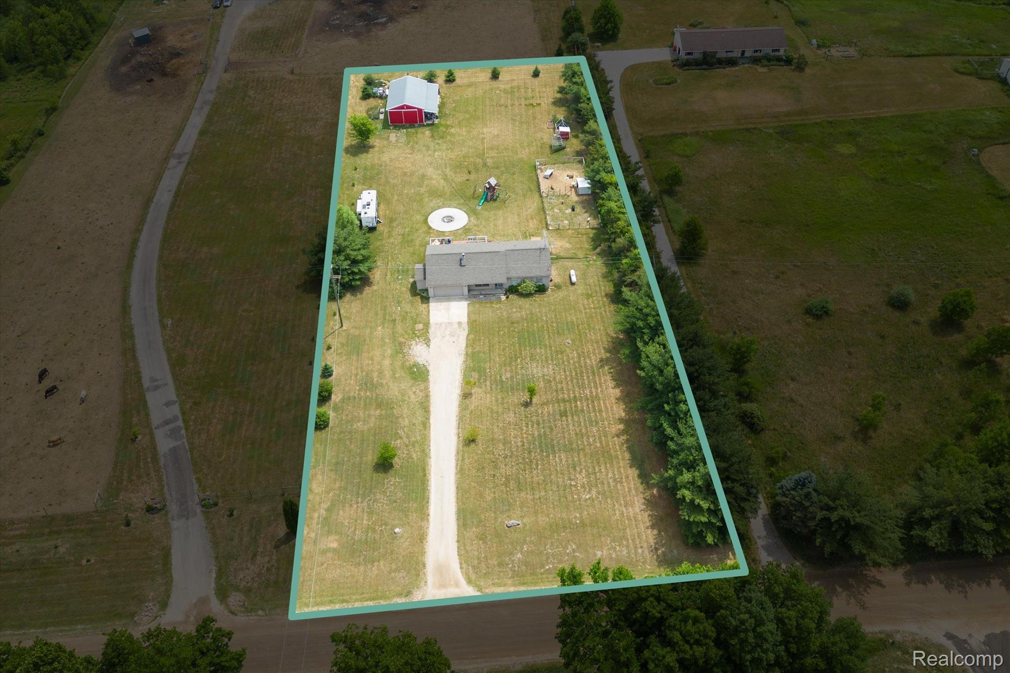 7640 North Robb Road Fowlerville, MI 48836 - Photo 50 of 51 Gallery Image 50