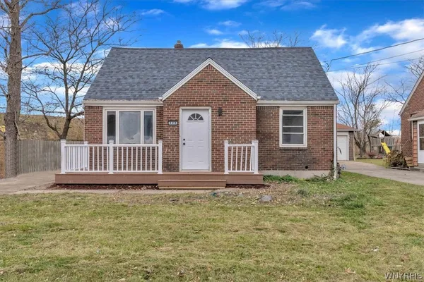 $236,900 | 428 Beach Road, Cheektowaga, NY 14225