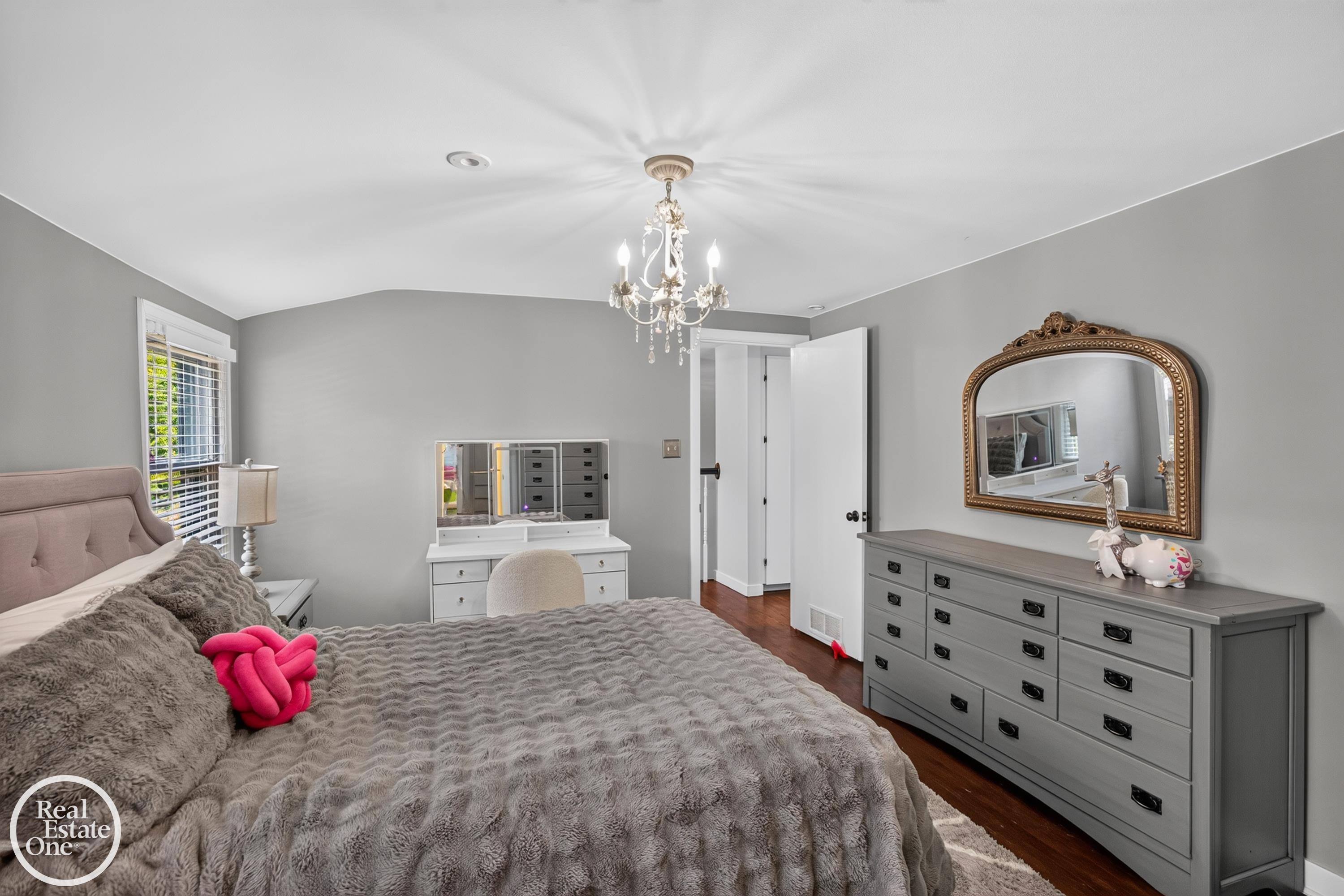 155 Lothrop Road Grosse Pointe Farms, MI 48236 - Photo 38 of 54 Gallery Image 38
