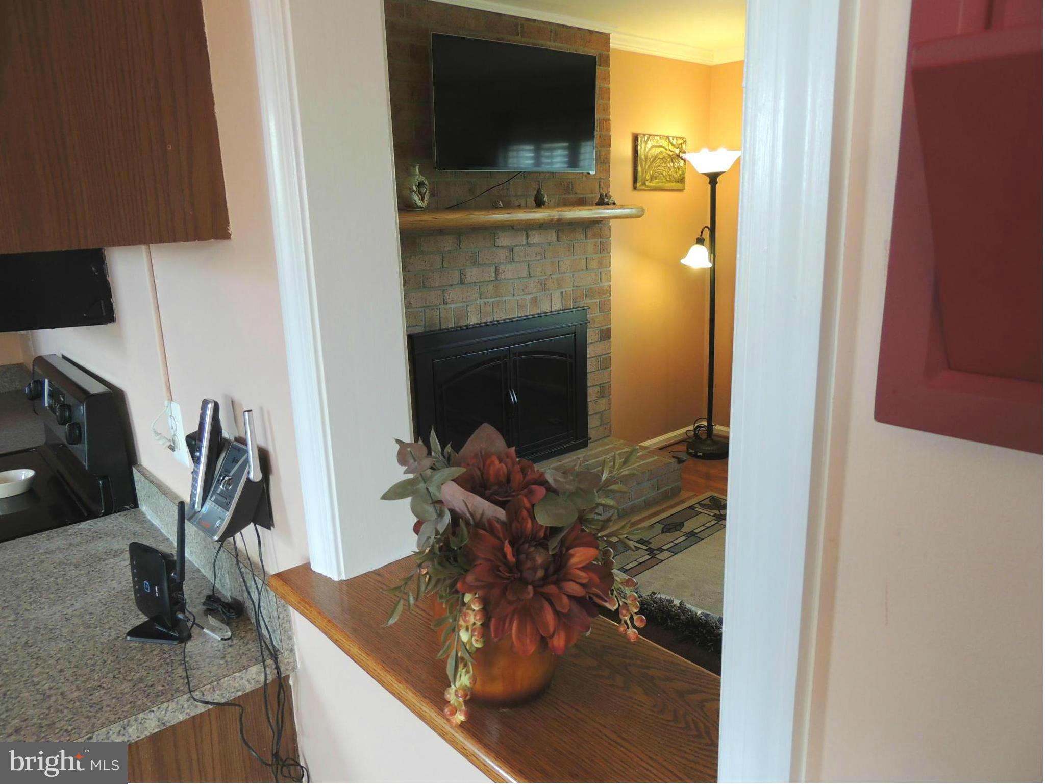 6610 Wind Ridge Road Mount Airy, MD 21771 - Photo 8 of 30 Pass Thru from Kitchen to Living Room