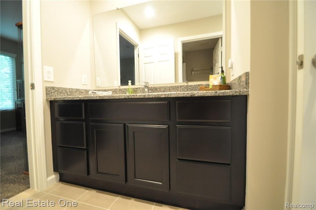 600 Lehigh Road Rochester, MI 48307 - Photo 25 of 30 25.JPG