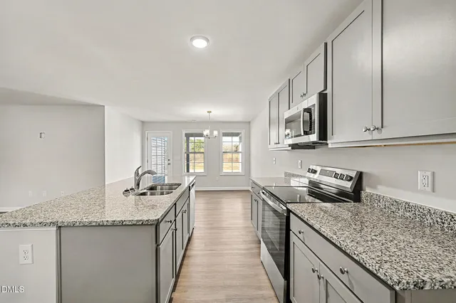 $319,706 | 13 East Emily Gardens Drive, Selma, NC 27576