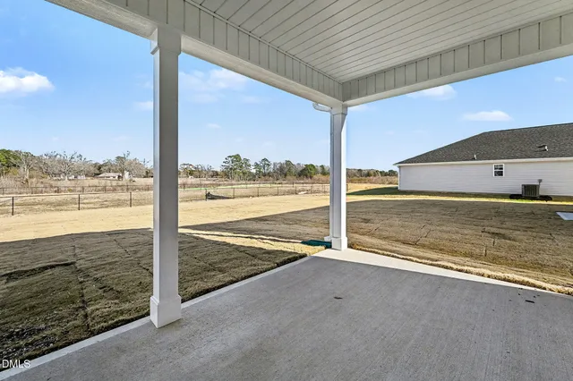 $319,706 | 13 East Emily Gardens Drive, Selma, NC 27576