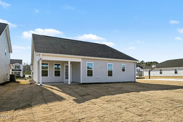 $319,706 | 13 East Emily Gardens Drive, Selma, NC 27576