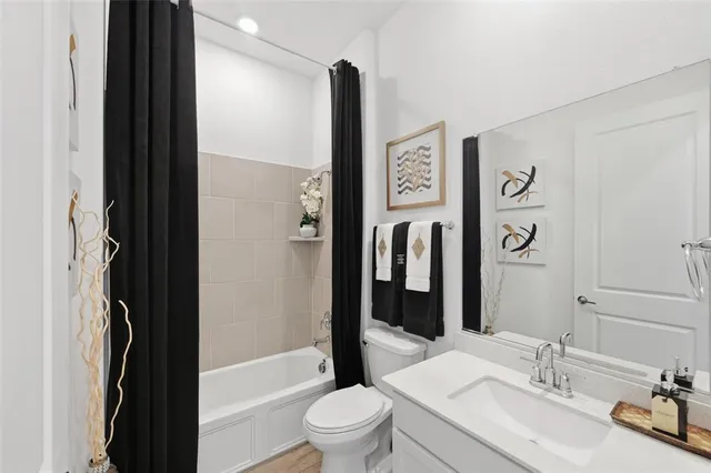 $415,000 | 1941 Spotted Fawn Drive, Arlington, TX 76005