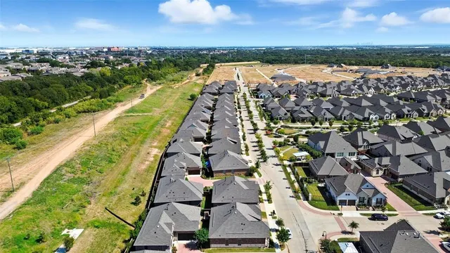 $415,000 | 1941 Spotted Fawn Drive, Arlington, TX 76005