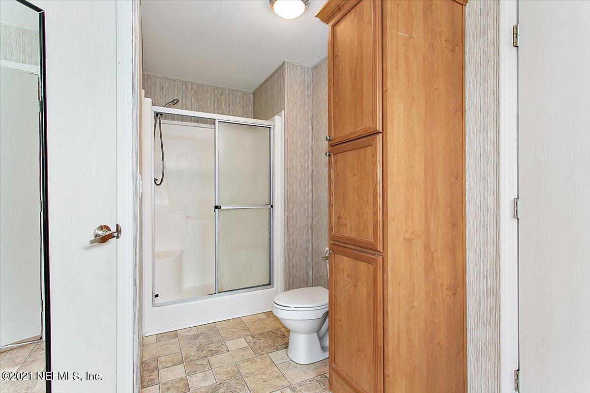 7652 Bob O Link Road Jacksonville, FL 32219 - Photo 9 of 15 09-Primary Bathroom