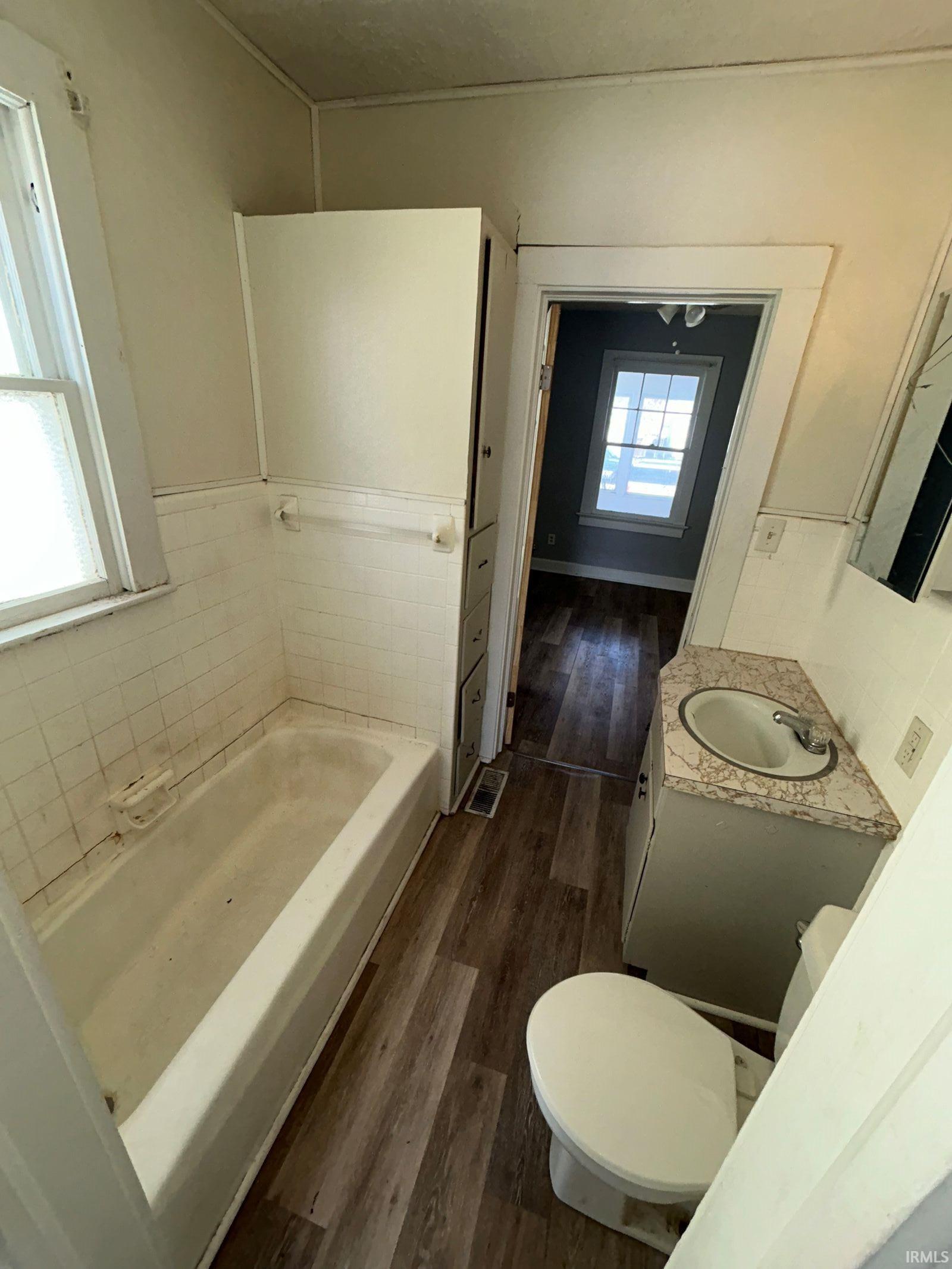 22 West Tennessee Street Evansville, IN 47710 - Photo 6 of 8