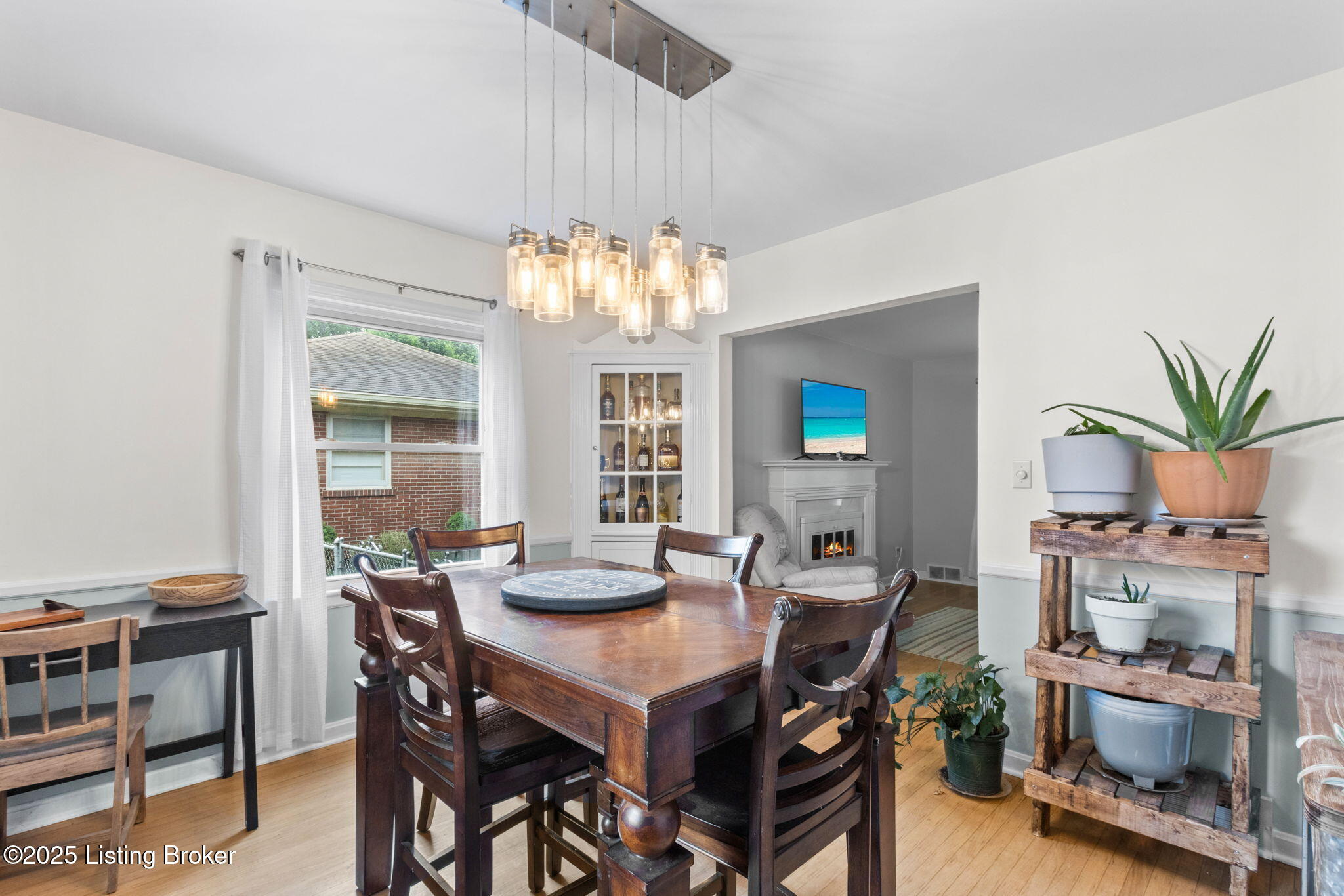 3811 Chevy Chase Road Louisville, KY 40218 - Photo 12 of 48 13-web-or-mls-696A9546