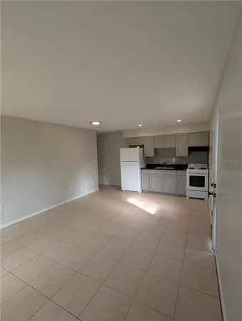 $1,400 | 805 Northwest 40 Avenue, Gainesville, FL 32609