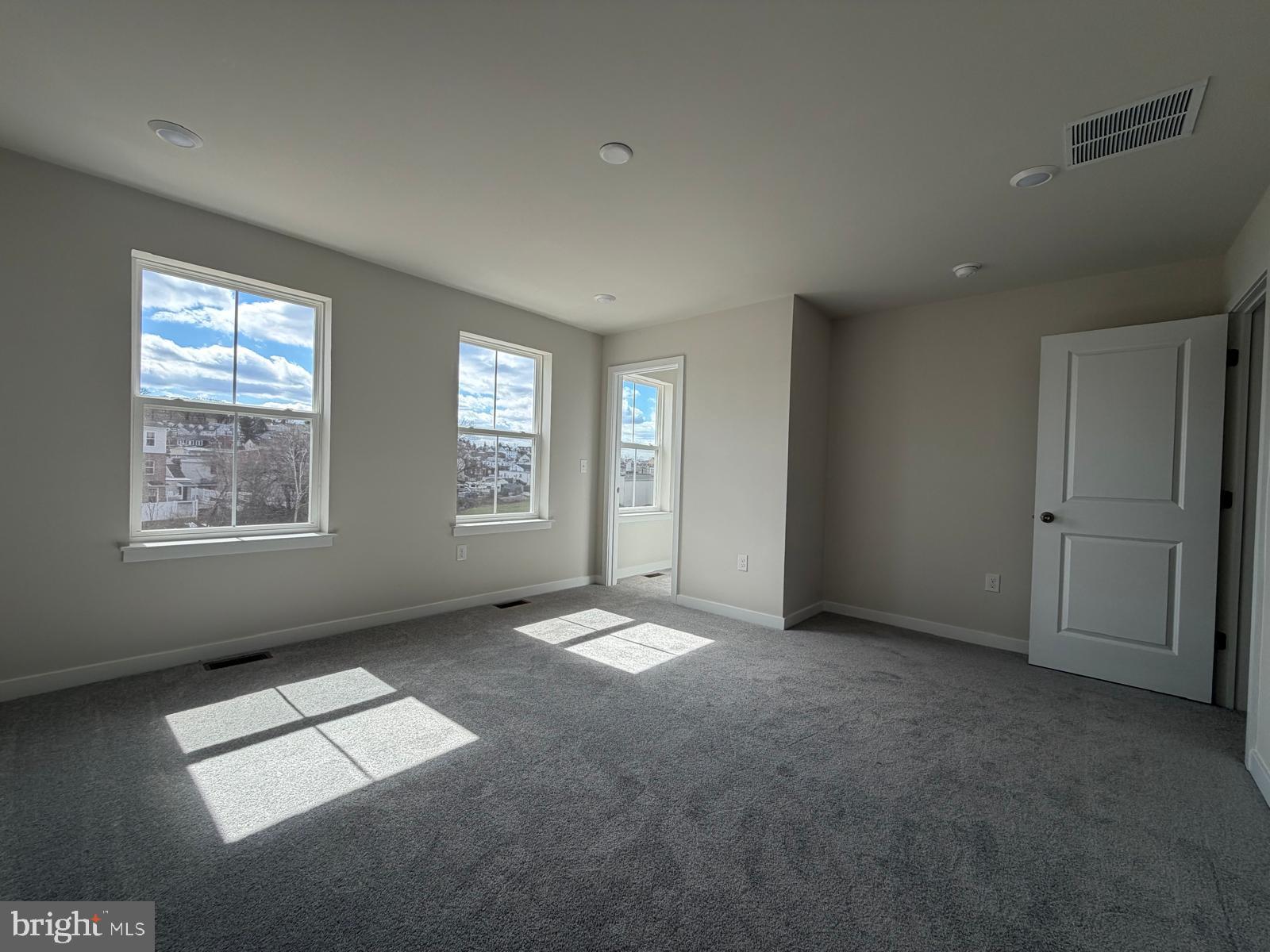 37 East Front Street Bridgeport, PA 19405 - Photo 20 of 34