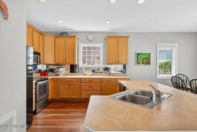 $999,999 | 43 Private Drive, Ocean Isle Beach, NC 28469