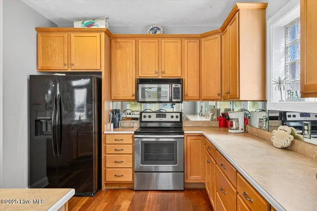 $999,999 | 43 Private Drive, Ocean Isle Beach, NC 28469