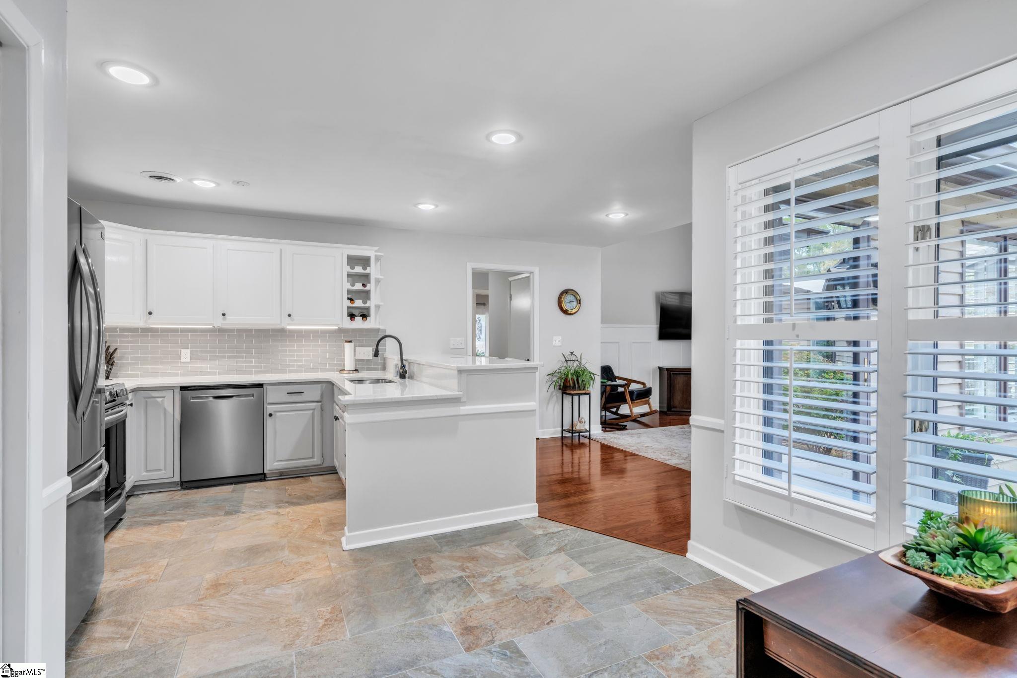308 Skylark Circle Greer, SC 29650 - Photo 10 of 41