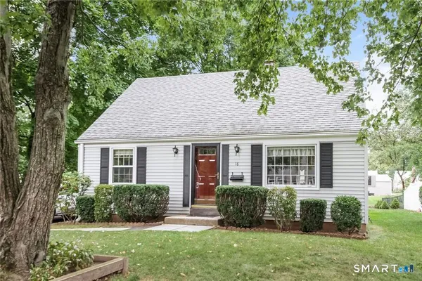 $2,900 | 18 Whiteside Street, Newington, CT 06111