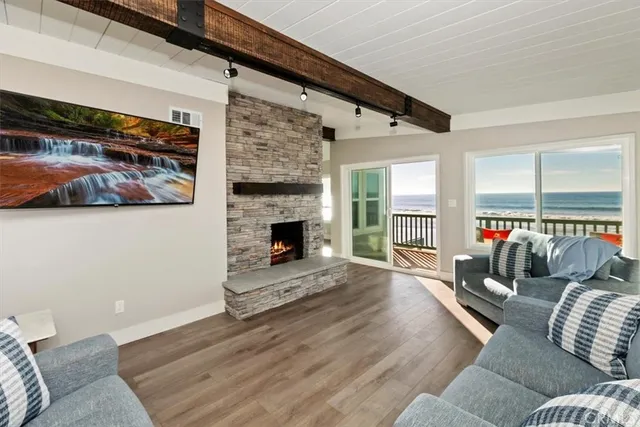 $900,000 | 1610 Seacoast Drive, Unit D, Imperial Beach, CA 91932