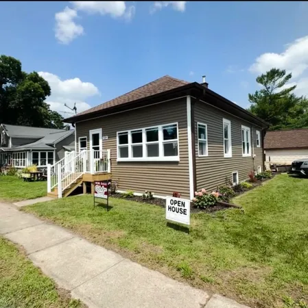 $318,900 | 120 West Washington Street, Poynette, WI 53955