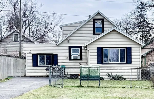 $149,900 | 65 Worcester Road, Greece, NY 14616