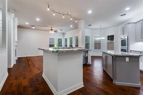 $825,000 | 863 Celeste Lane, Keller, TX 76248