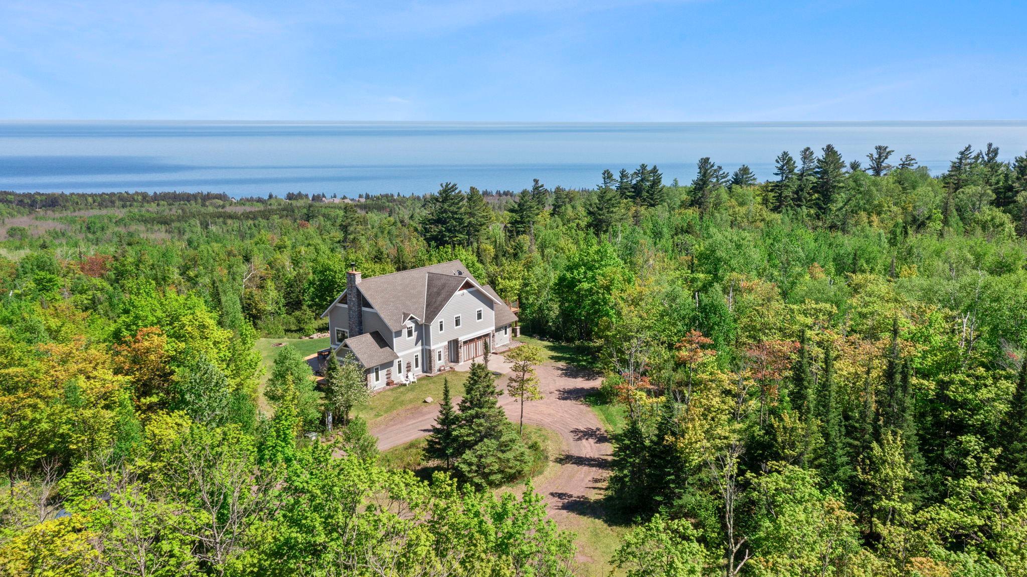 685 Cuttingwood Road Two Harbors, MN 55616 - Photo 3 of 88