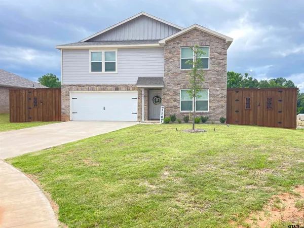 $325,995 | 1007 Ripplewood Circle, Chandler, TX 75758