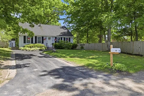 $560,000 | 64 Dunbar Street, Brockton, MA 02302