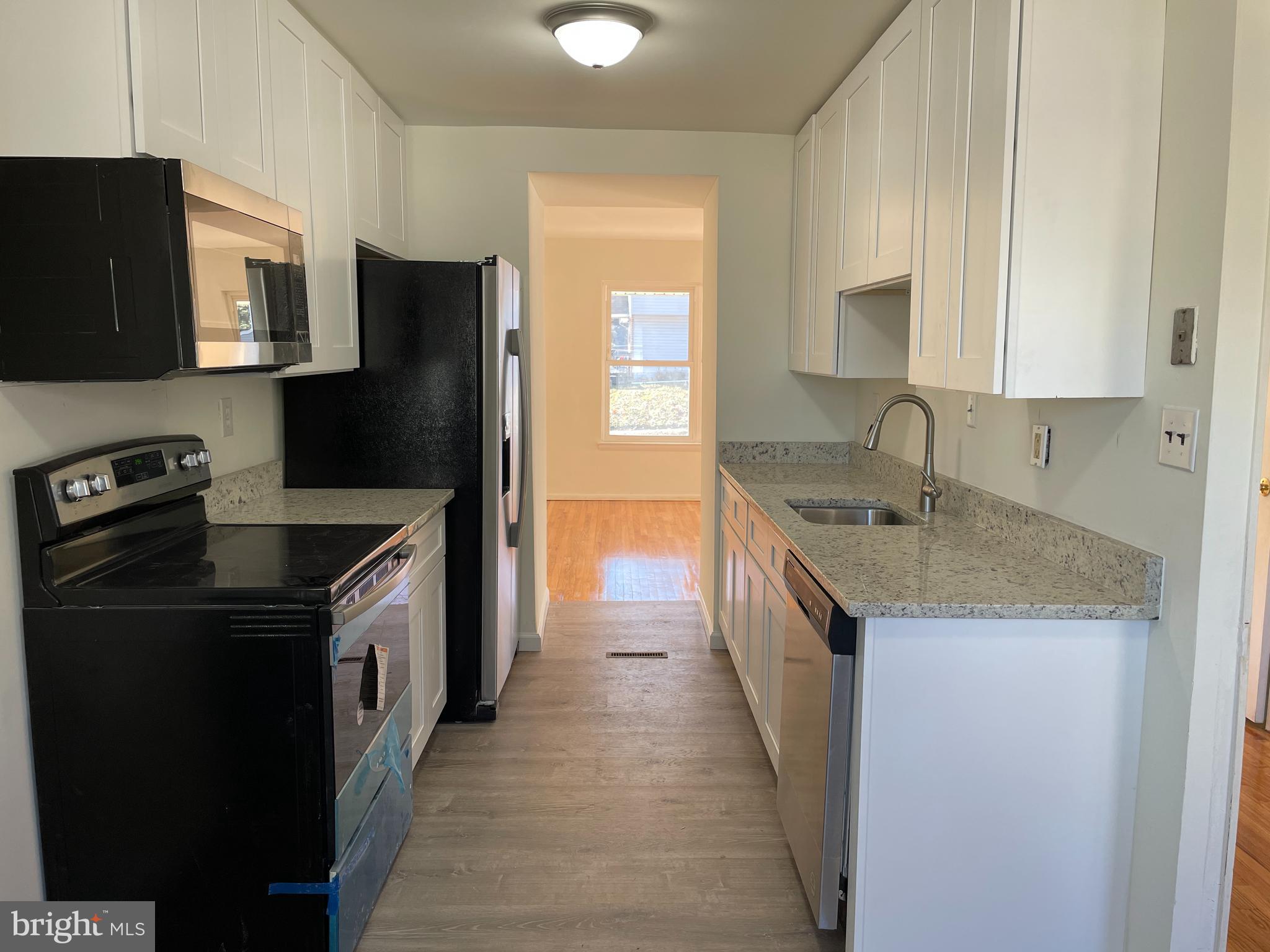 28 Keith Street Newark, DE 19713 - Photo 2 of 16