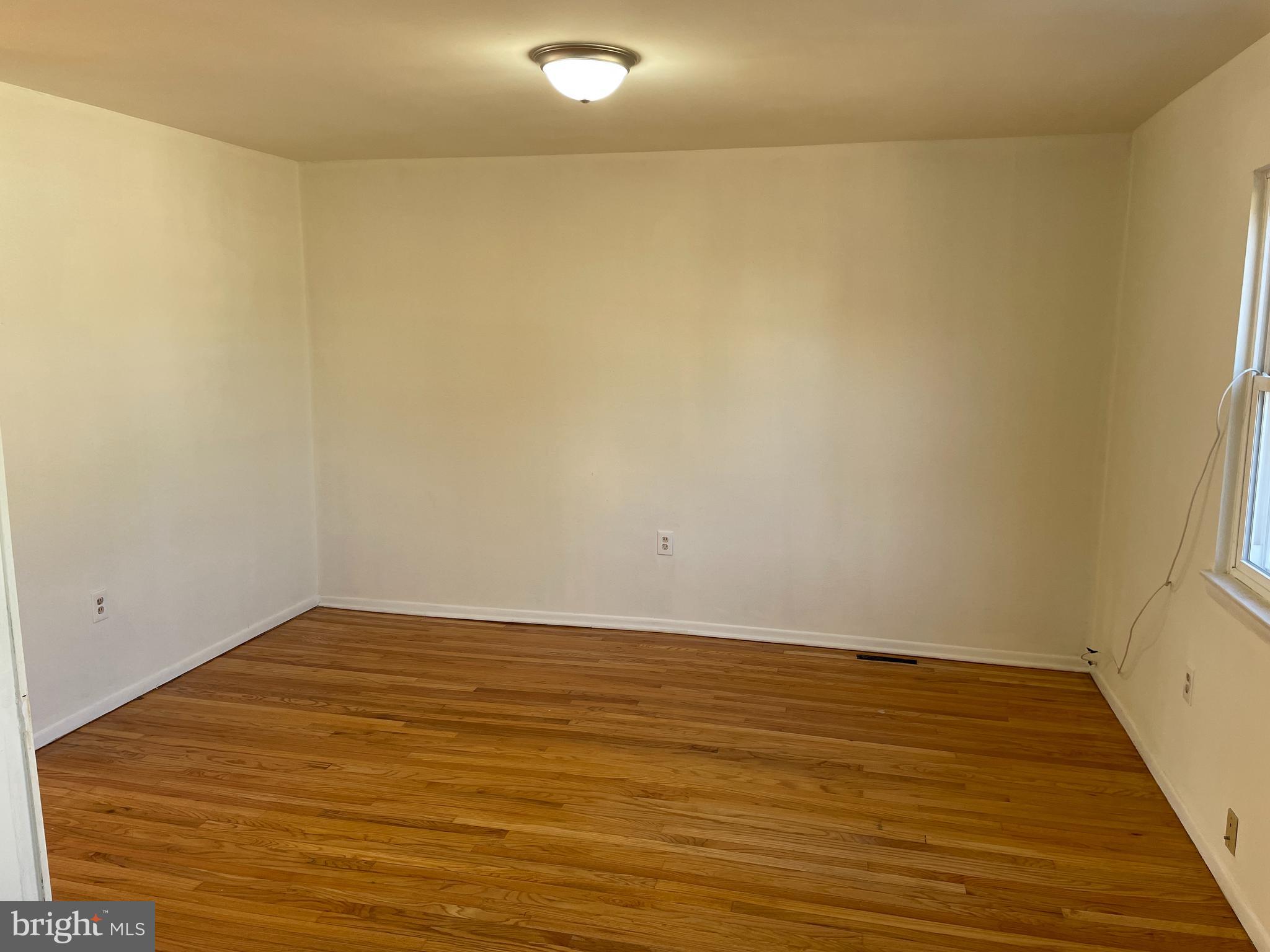 28 Keith Street Newark, DE 19713 - Photo 7 of 16 dining room