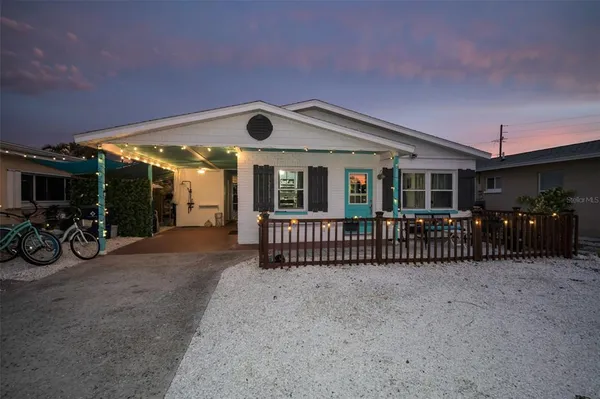 $810,000 | 305 15th Avenue, Indian Rocks Beach, FL 33785