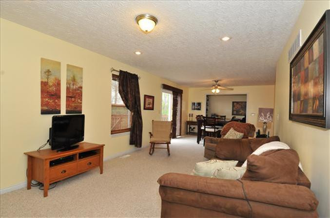 2251 Custer Lane Covington, KY 41017 - Photo 8 of 25