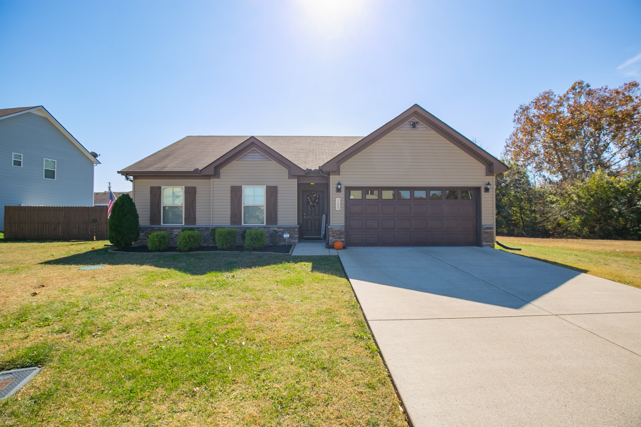 125 Copper Leaf Road Murfreesboro, TN 37128 - Photo 7 of 50 a front view of a house with yard