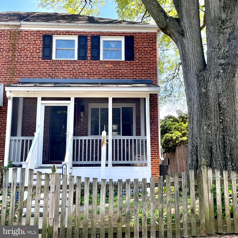 315 East Raymond Ave  