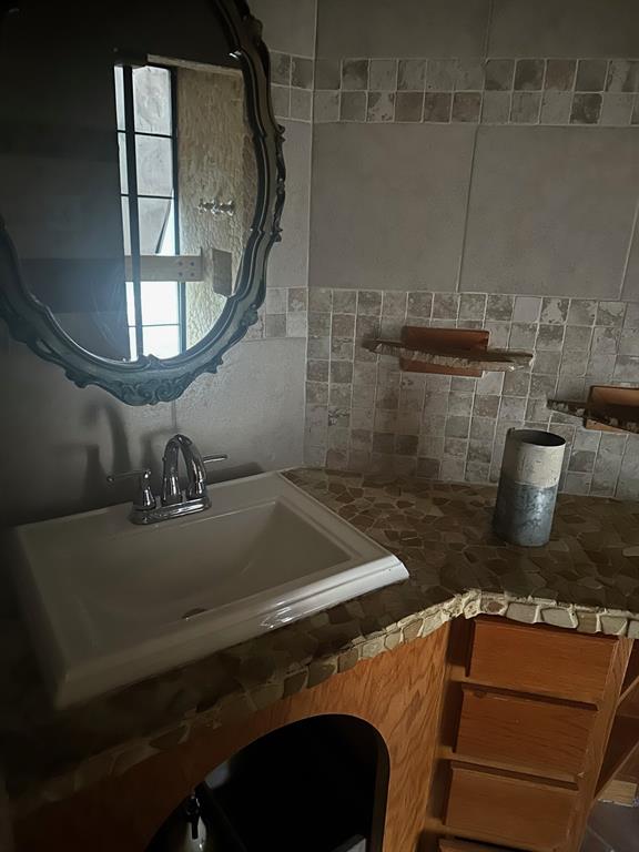 4610 Chaha Road, Unit 101 Garland, TX 75043 - Photo 7 of 18 an outdoor view