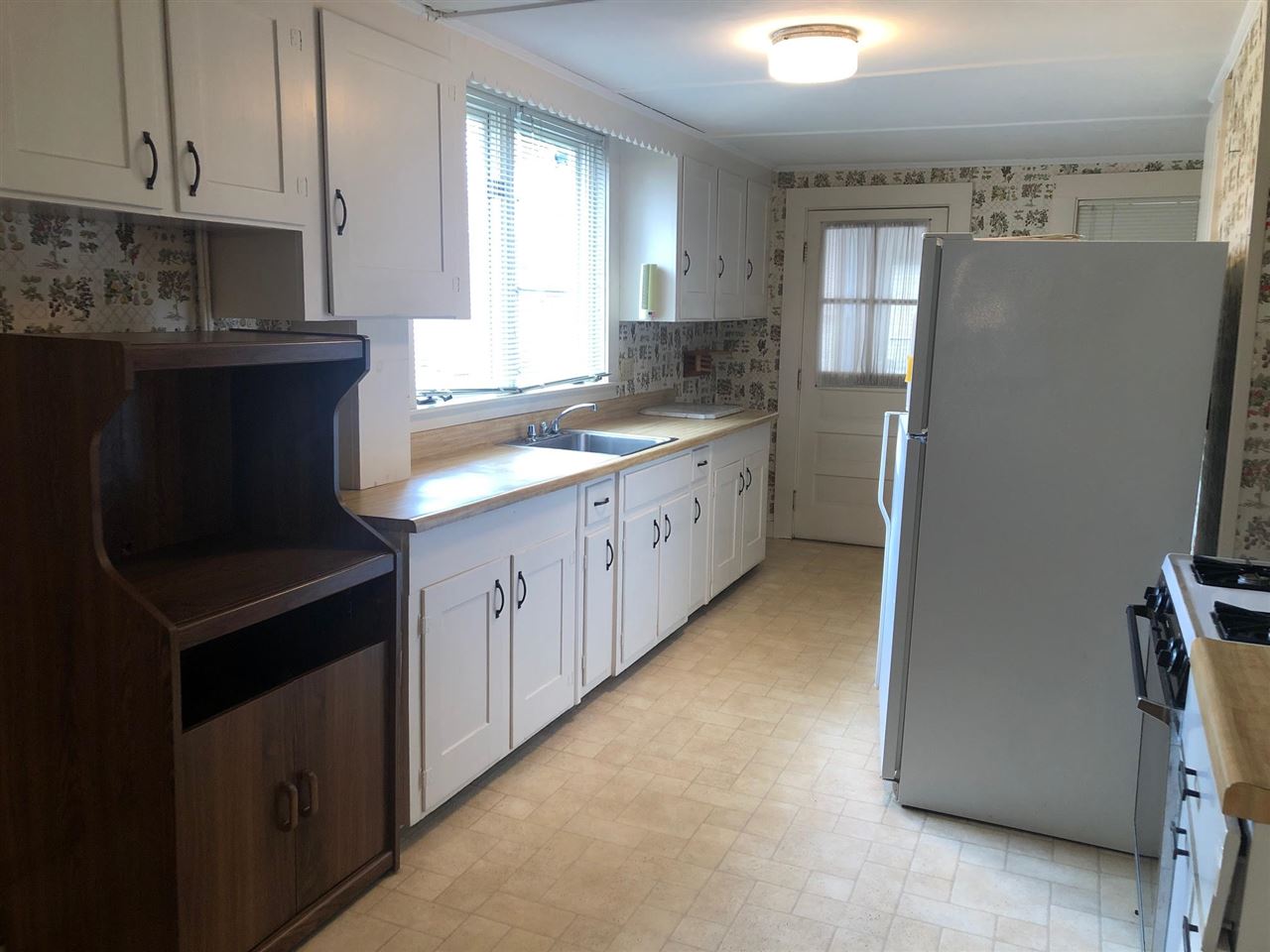 119 Court Street Exeter, NH 03833 - Photo 6 of 17 Gallery Image 6