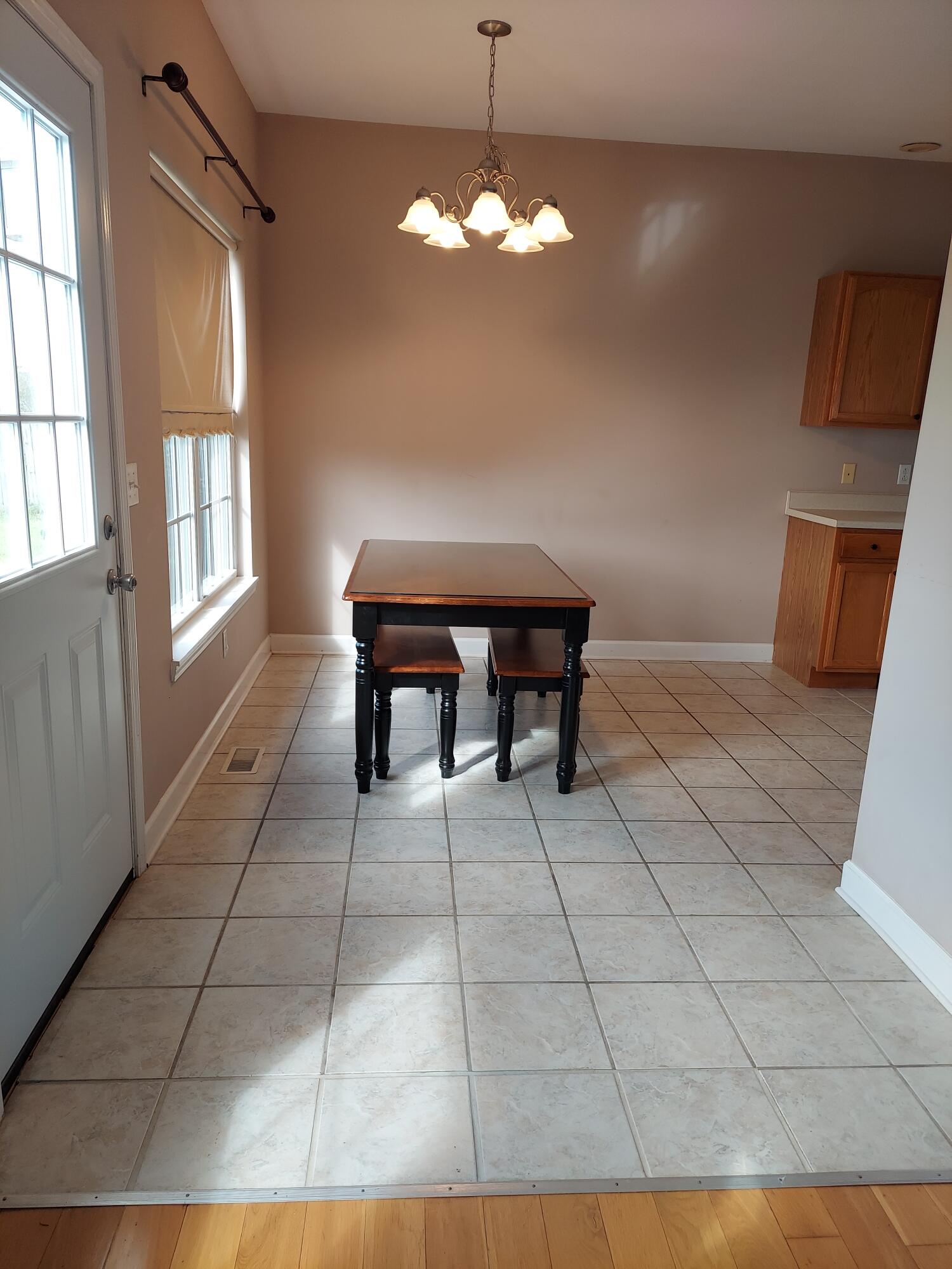 228 Glaze Road Telford, TN 37690 - Photo 6 of 20 20230925_161234_01