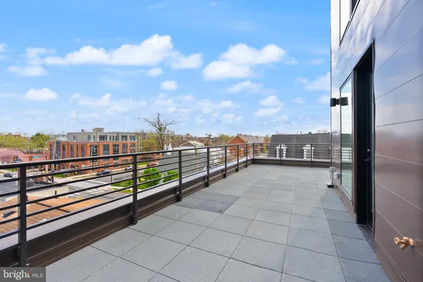 $6,200 | 701 North Henry Street, Unit 418, Alexandria, VA 22314