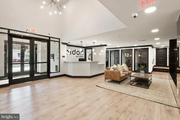 $6,200 | 701 North Henry Street, Unit 418, Alexandria, VA 22314