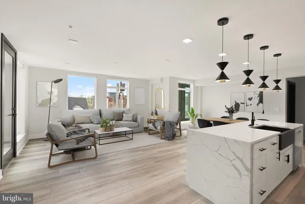 $6,200 | 701 North Henry Street, Unit 418, Alexandria, VA 22314