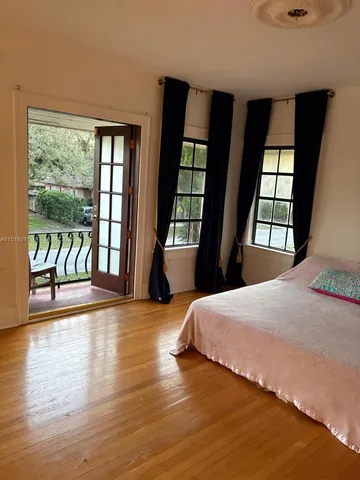 $4,900 | 8900 Northeast 1st Avenue, Unit 1, El Portal, FL 33138