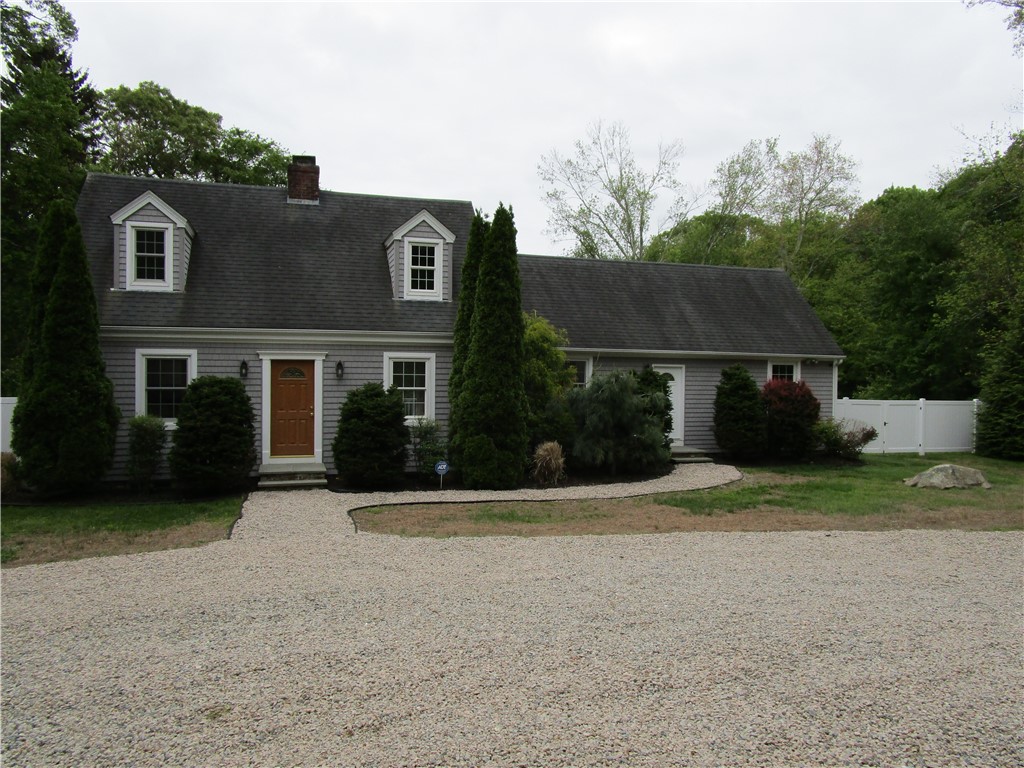 524 Middle Road East Greenwich, RI 02818 - Photo 2 of 25 Gallery Image 2